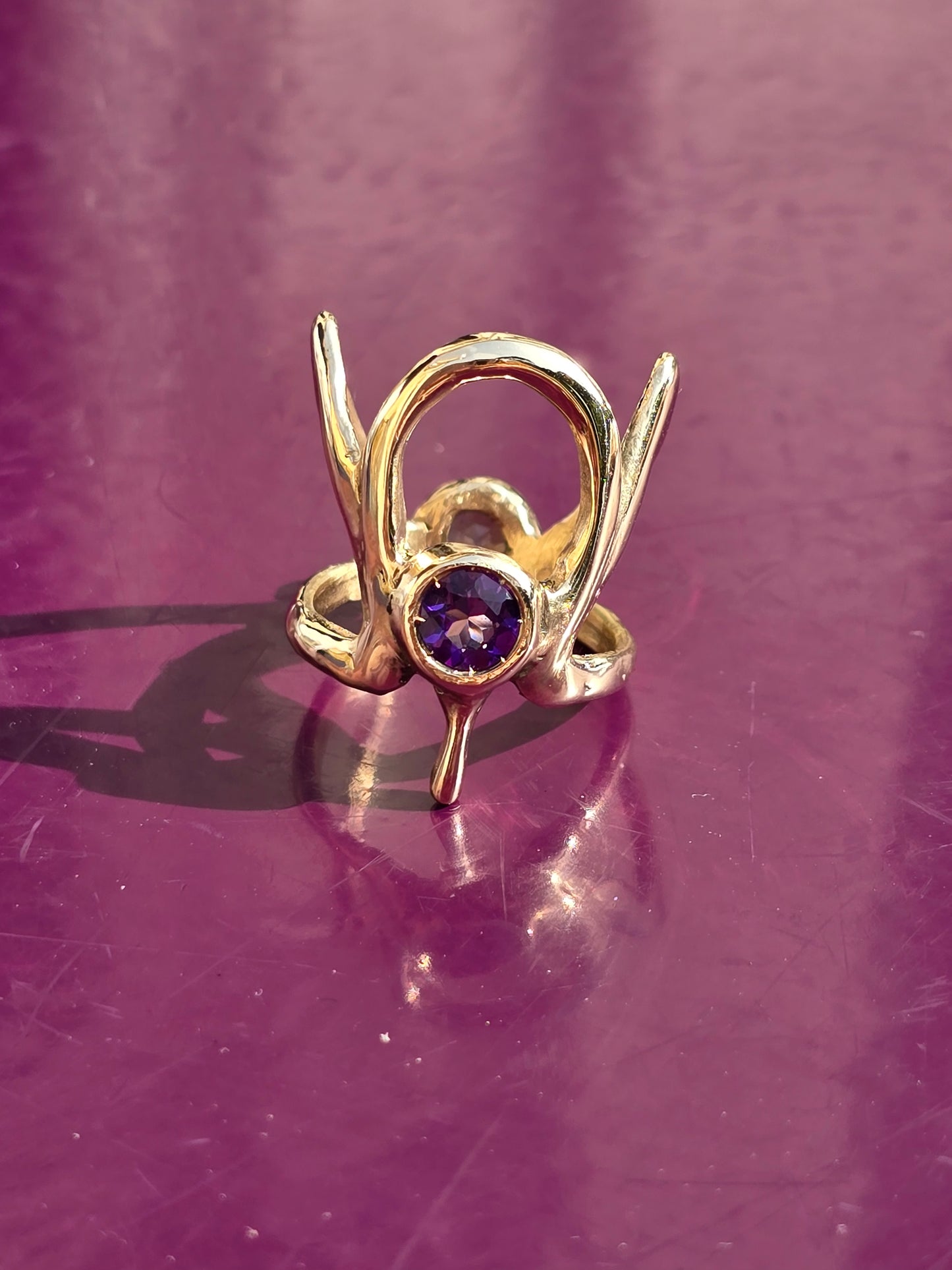 Isidis ring
