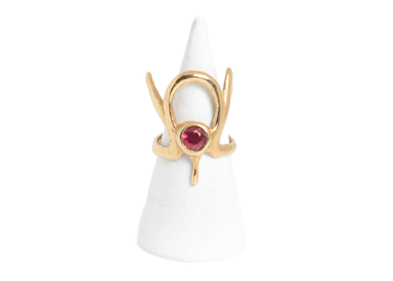 Iside ring
