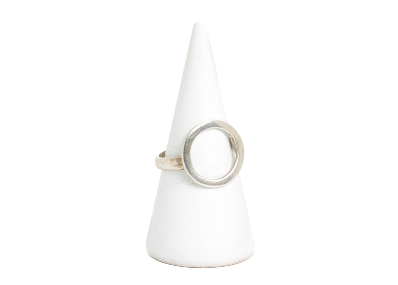 Olive round ring