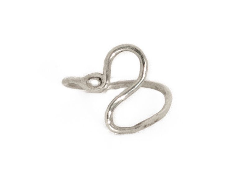 Leo ring